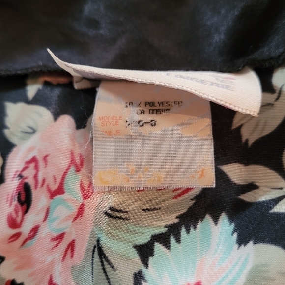 VINTAGE PATRICIA LINGERIE Short Peignoir Nightgown and Robe Set - Picture 15 of 16